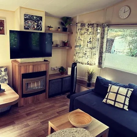 Chalet Knus Midden In De Bossen